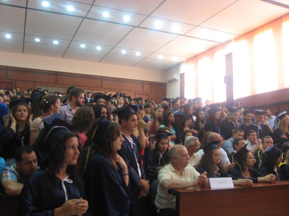 MEMORANDUM OF UNDERSTANDING WAS SIGNED BETWEEN THE UNIVERSITY "FAN S
